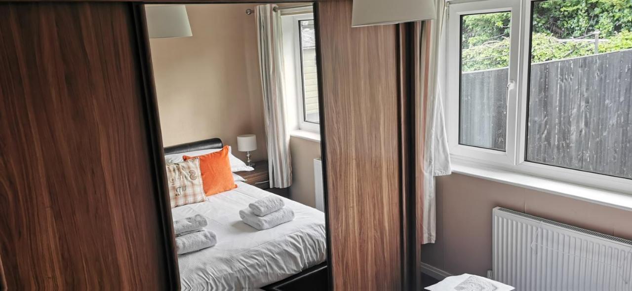 קייטון Spring Gardens Holiday Bungalow מראה חיצוני תמונה