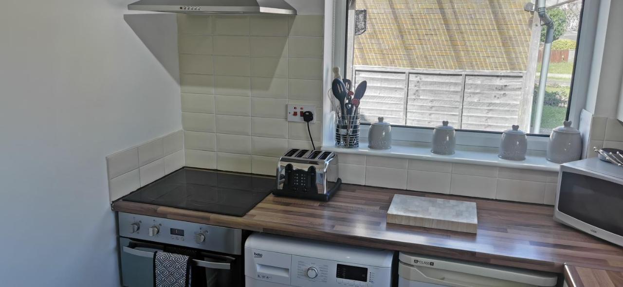 קייטון Spring Gardens Holiday Bungalow מראה חיצוני תמונה