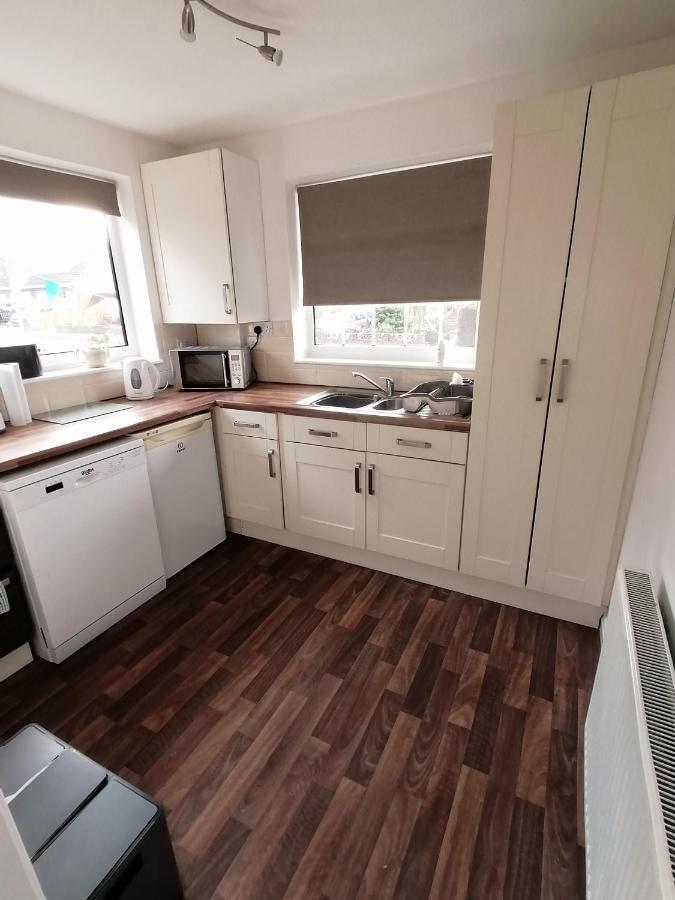 קייטון Spring Gardens Holiday Bungalow מראה חיצוני תמונה